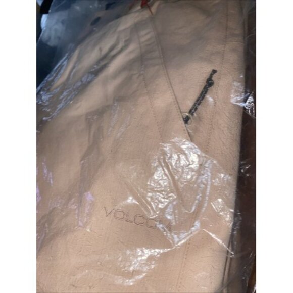NWT Volcom Womens Sand Colored Frochickie Insulated Pants Size Small - Picture 4 of 5
